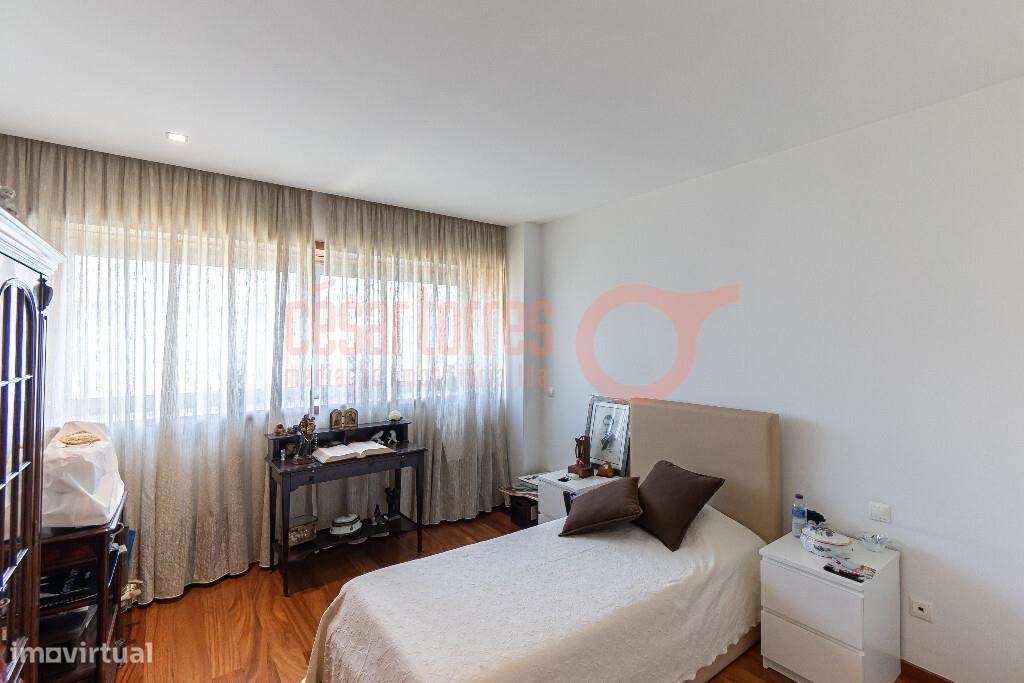 Excelente T3 aproximadamente a 500m da praia da Granja-16