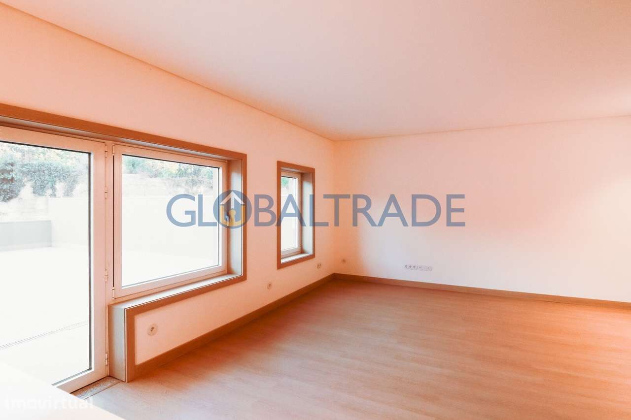 Apartamento T2 Renovado com Terraço em Fânzeres - Grande imagem: 4/60