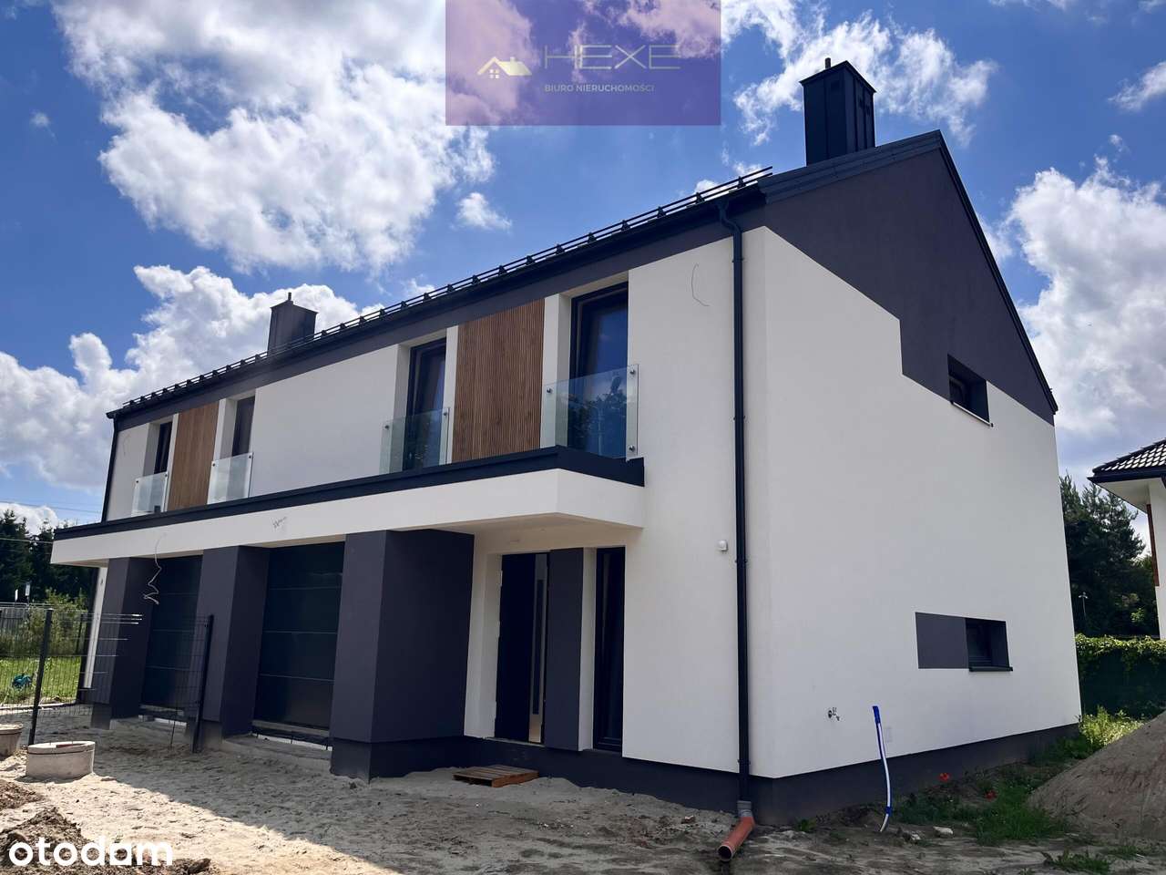 Nowoczesny bliźniak z garażem, ogrzewanie gazowe-18