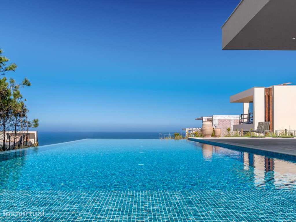 Moradia T4 com Piscina, Jardim e Vista deslumbrante sobre o Mar-0