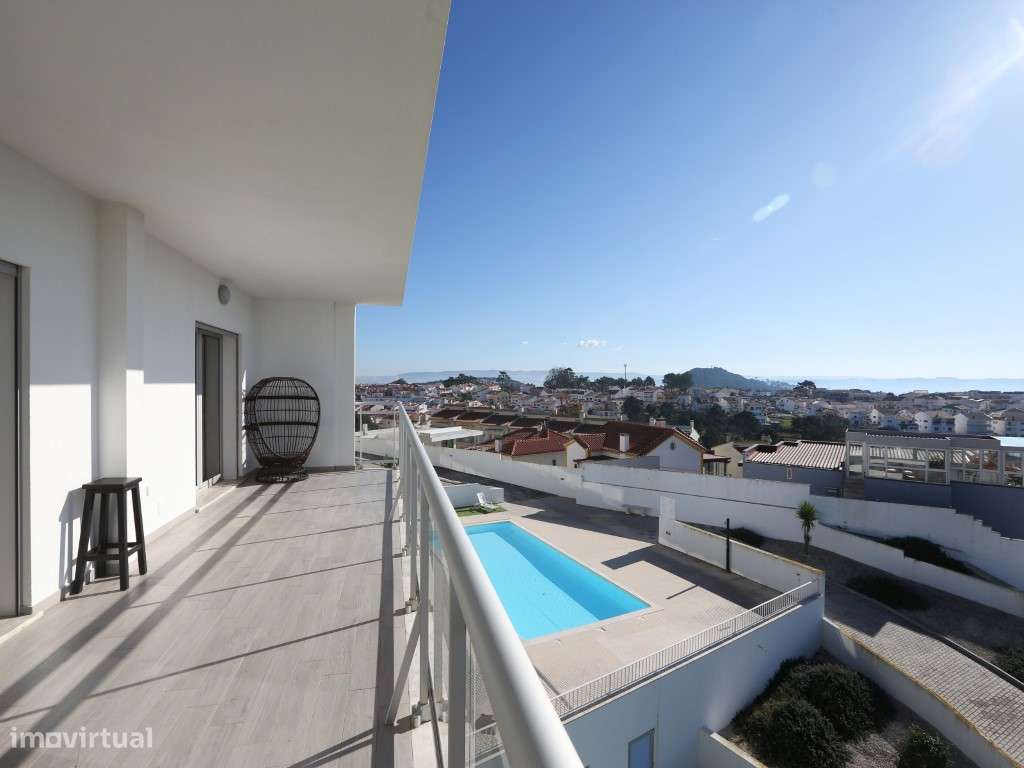 Penthouse T2 com vista panorâmica de mar e terraço privado em condo...-23