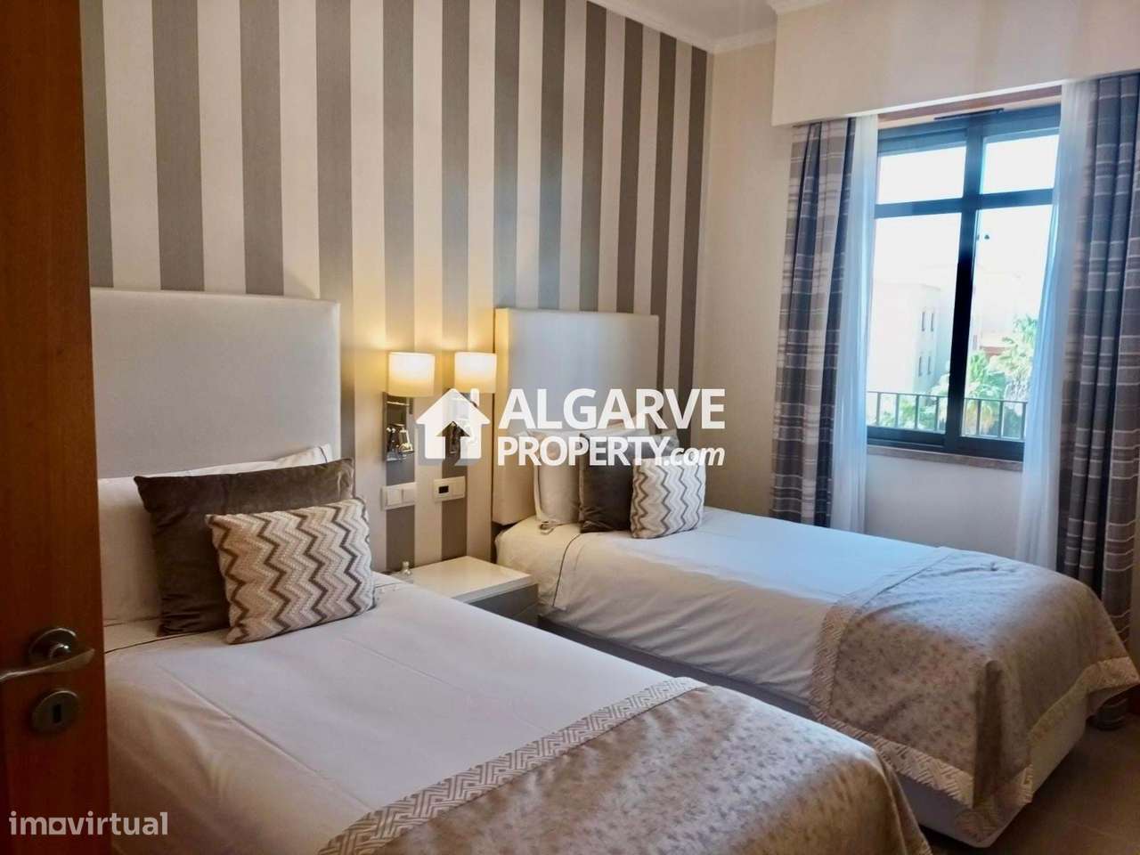 Apartamento de Luxo T2 junto ao Campo de Golfe Victoria em Vilamoura,-13