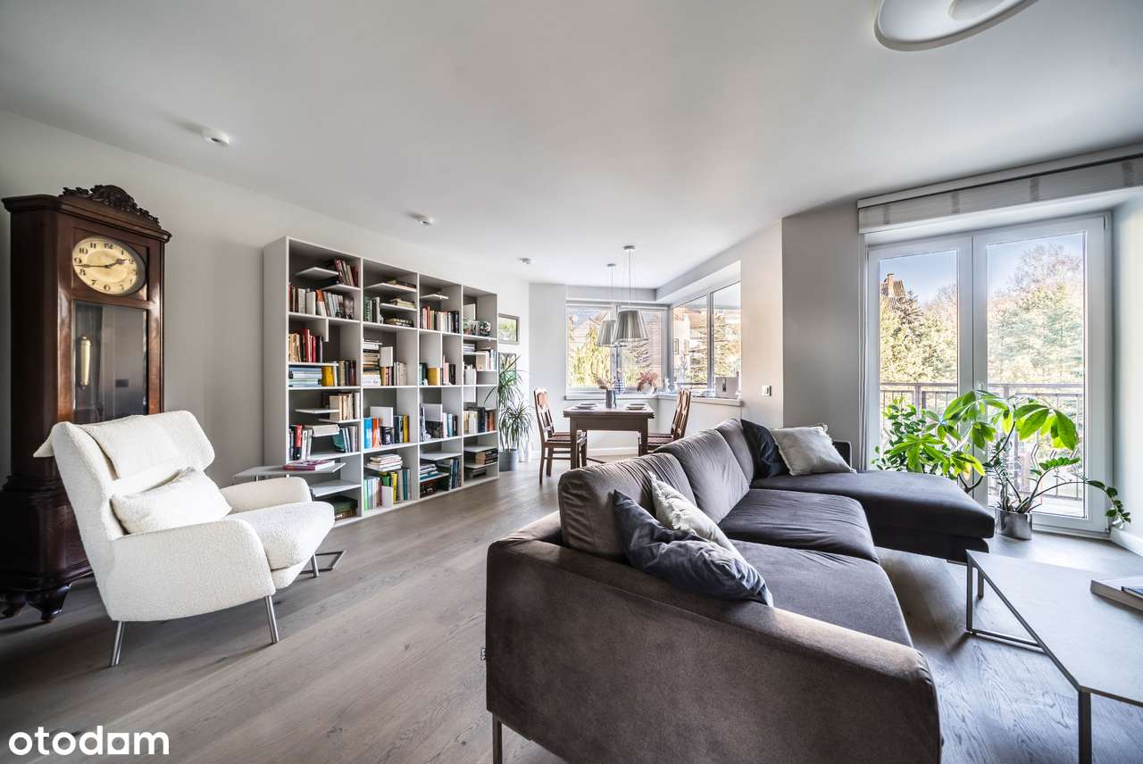 Komfortowe 4-pokojowe mieszkanie-0