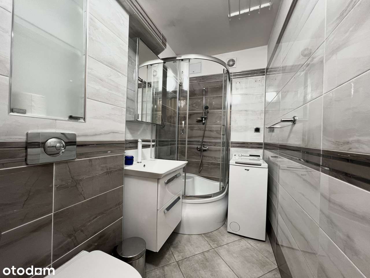 Dwustronne, jasne mieszkanie  z świetną komunikacją. Do wprowadzenia.-6