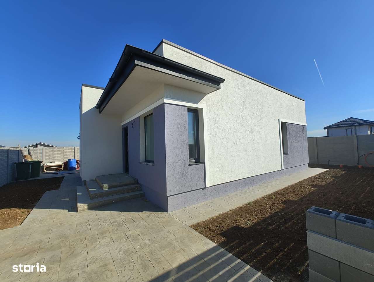 Casă modernă 4 camere, 2 băi, 300 mp teren – predare la cheie - Imagine principală: 2/8
