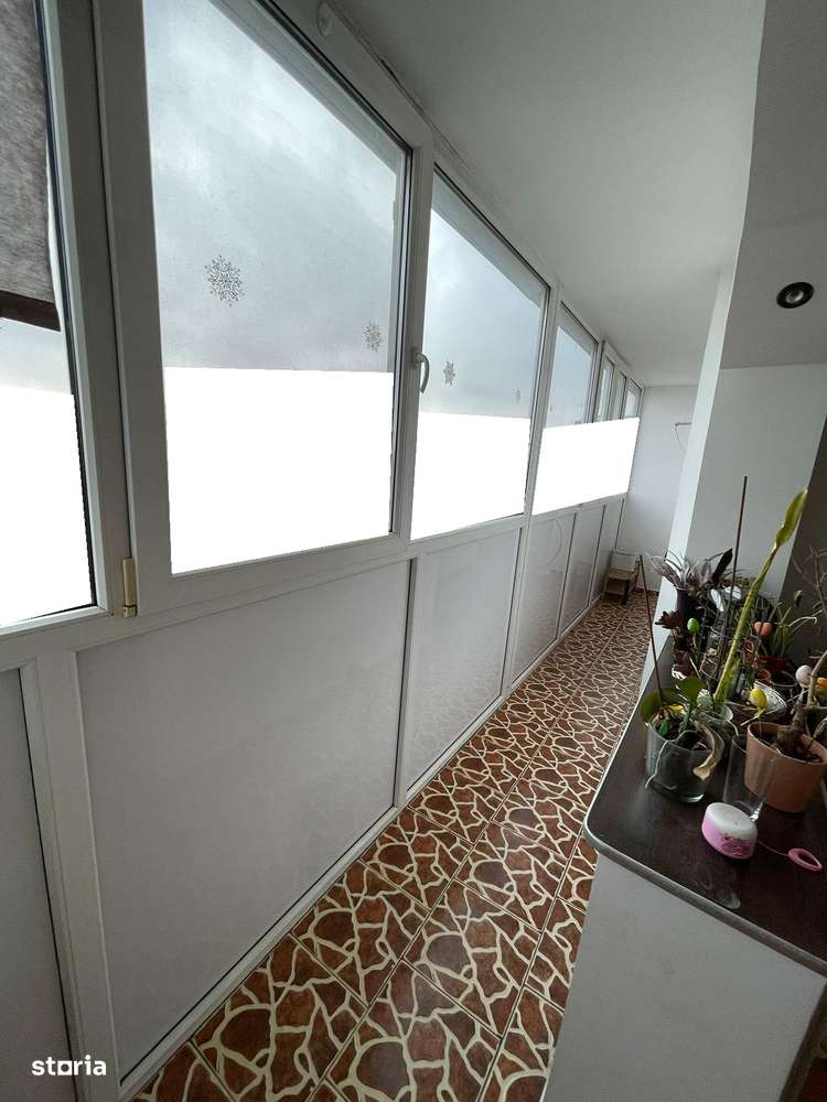 Apartament cu 3 camere decomandate, G. Enescu-3