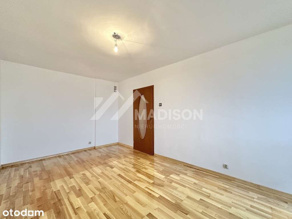 37 m2 | 2 pokoje | osobna kuchnia | loggia-2