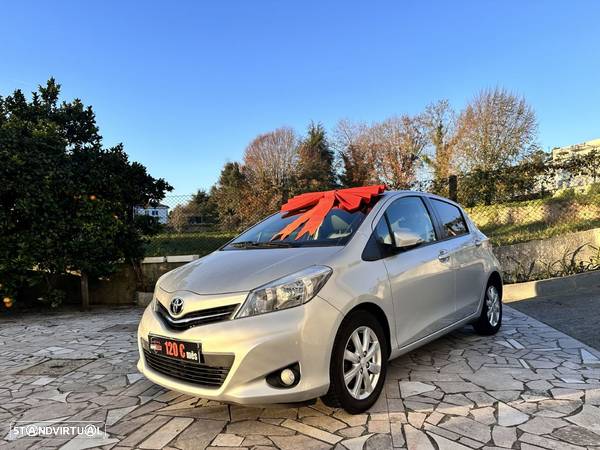 Toyota Yaris 1.4 D-4D Sport+P.Techno +T.Panoramico - 16