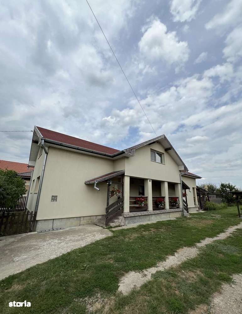 Casă Lazuri - Imagine principală: 4/7