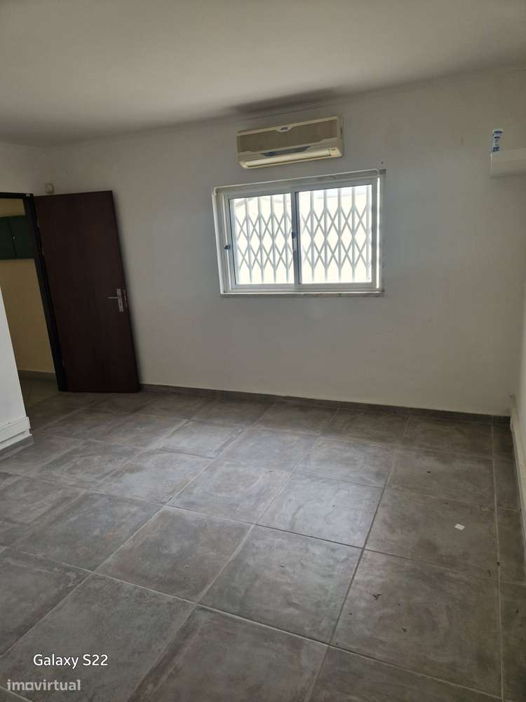 Armazém, Loja, Escritórios, Fabrico e Log. - Lic. Indústria e Comércio-34