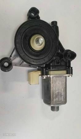 Motor Elevador Frente Direito Audi A3 Sportback (8Va, 8Vf) - 1