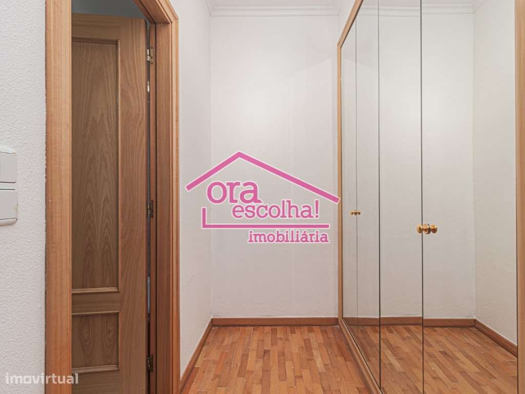 Apartamento T3 de 2001 Remodelado com Suíte, 113 m2 de área bruta p...-9