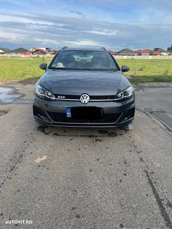 Volkswagen Golf 2.0 TDI DSG GTD - 2