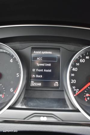 Volkswagen Passat 2.0 TDI DSG 4Motion R Executive - 30