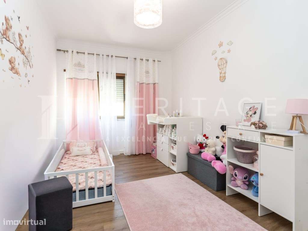 Apartamento T3 Remodelado com Suíte Baixa da Banheira-13