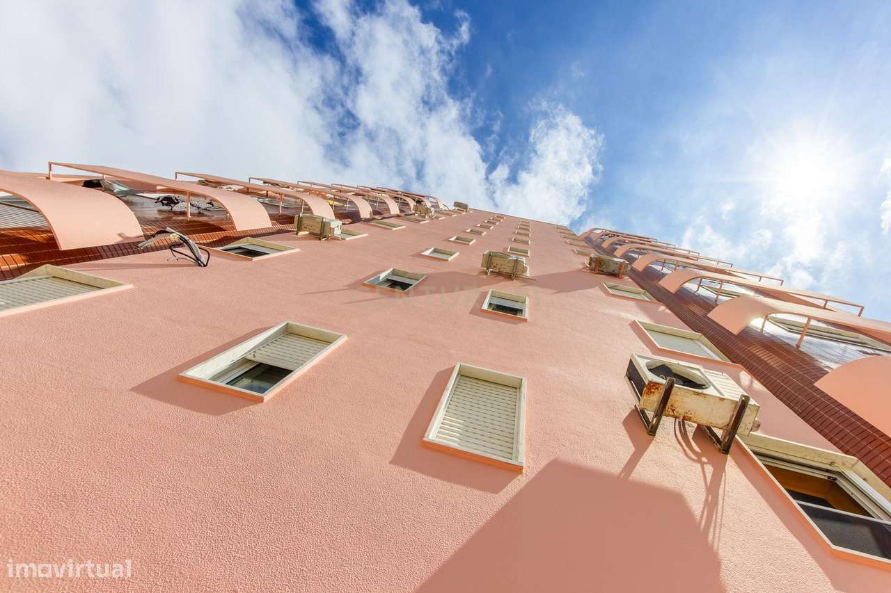 Apartamento T2 em Corroios, Seixal - Oportunidade Única!-19