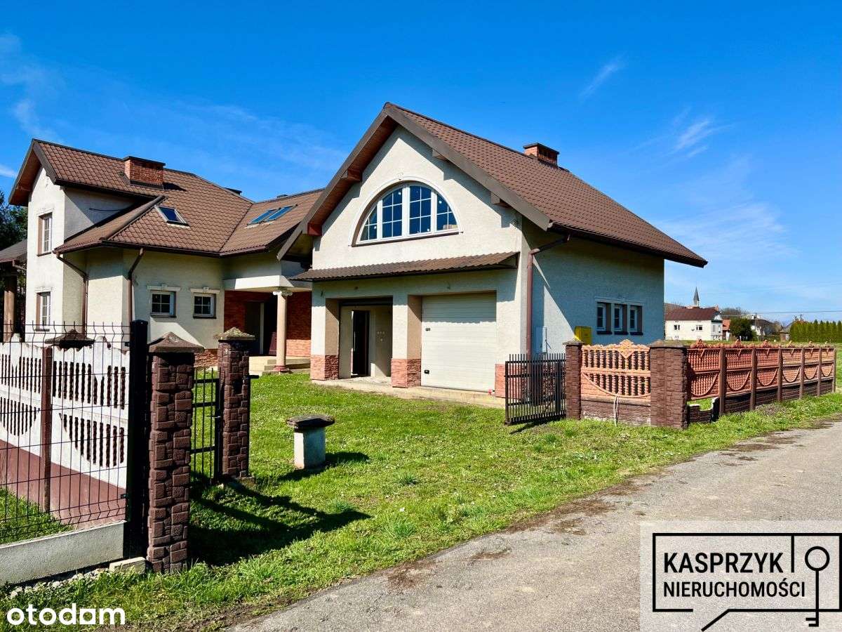 Działka z domem do wykończenia w Besku.-0