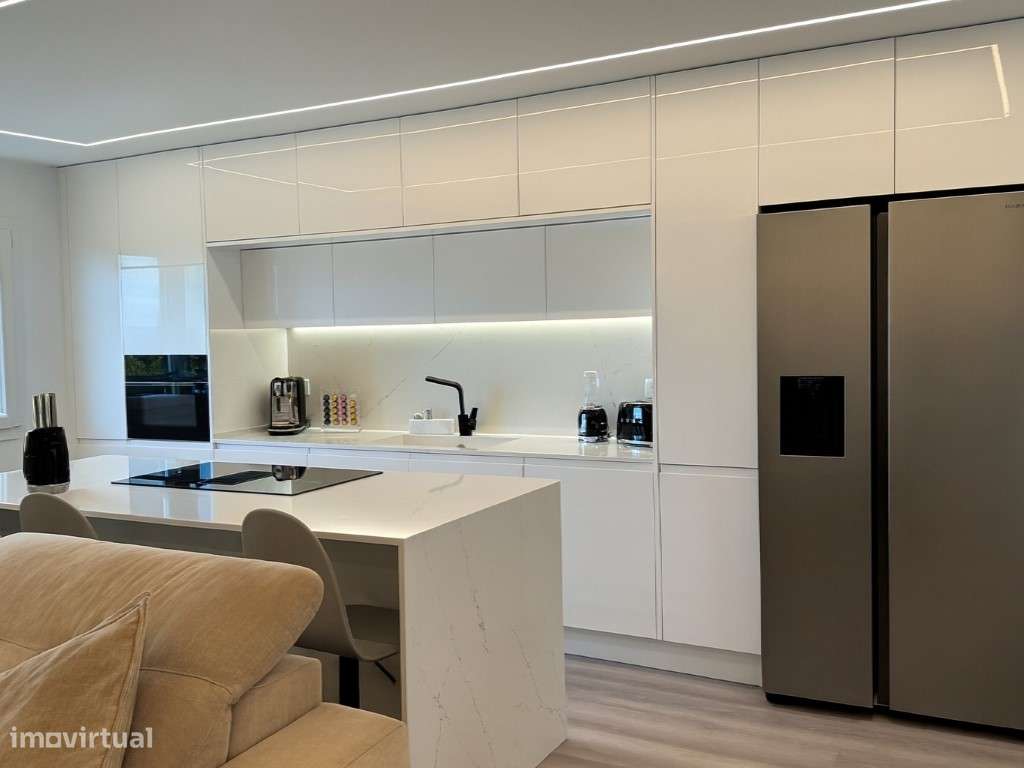 Exclusiva Moradia Térrea T3 | 2.000 m² | Piscina Aquecida | Anexo C...-8