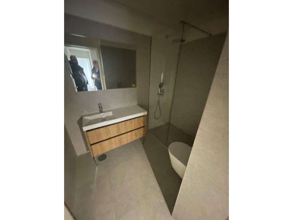 Fantastico T1 com Varanda, proximo da Maternidade Julio Dinis, Porto-20