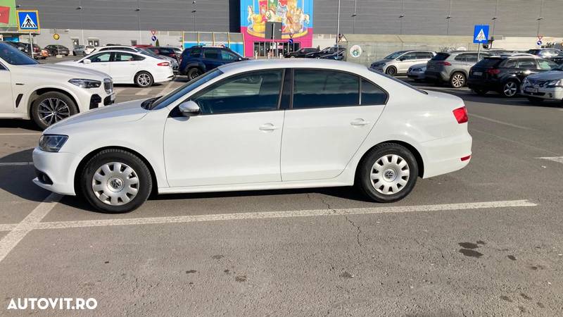 Volkswagen Jetta 1.2 TSI Comfortline - 4