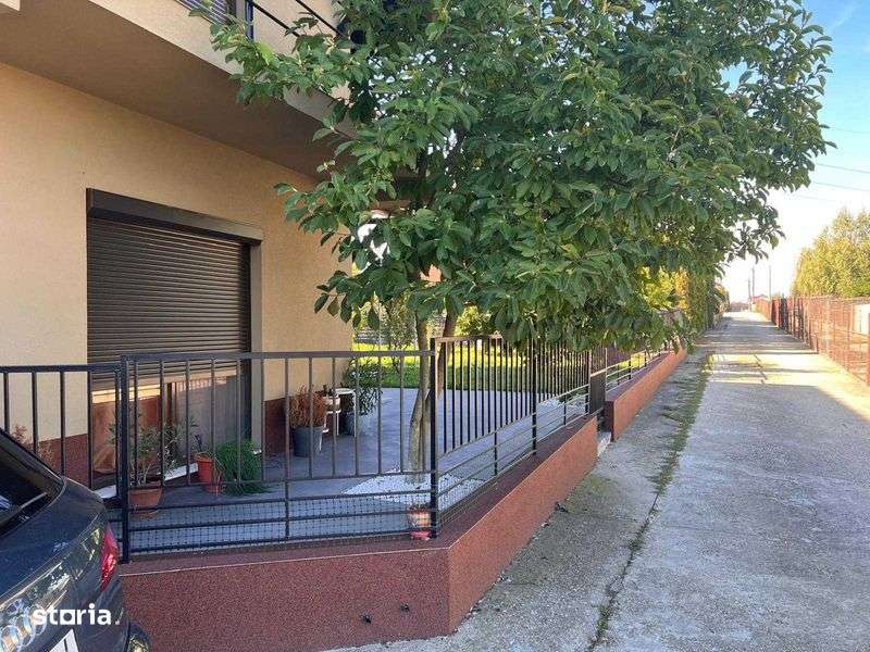 Casa de vanzare Pitesti, Smeura - Imagine principală: 4/8