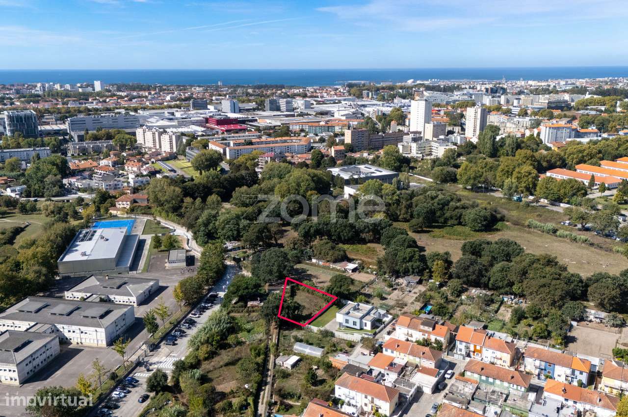 Terreno Urbano com 751 m² em Ramalde, Porto. - Grande imagem: 3/21
