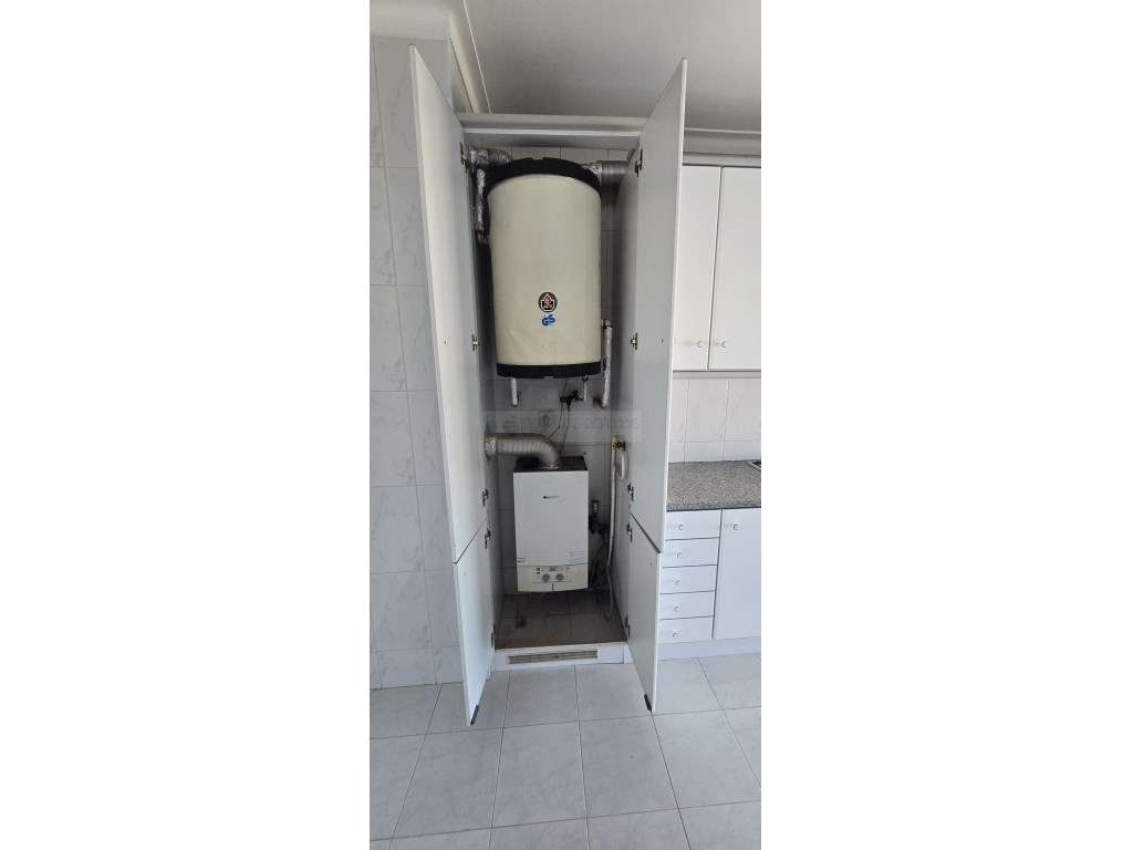 Excelente apartamento T5 Duplex-19