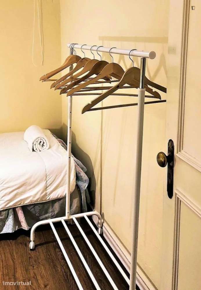 Quarto - localizado em Cedofeita Porto - Grande imagem: 4/10