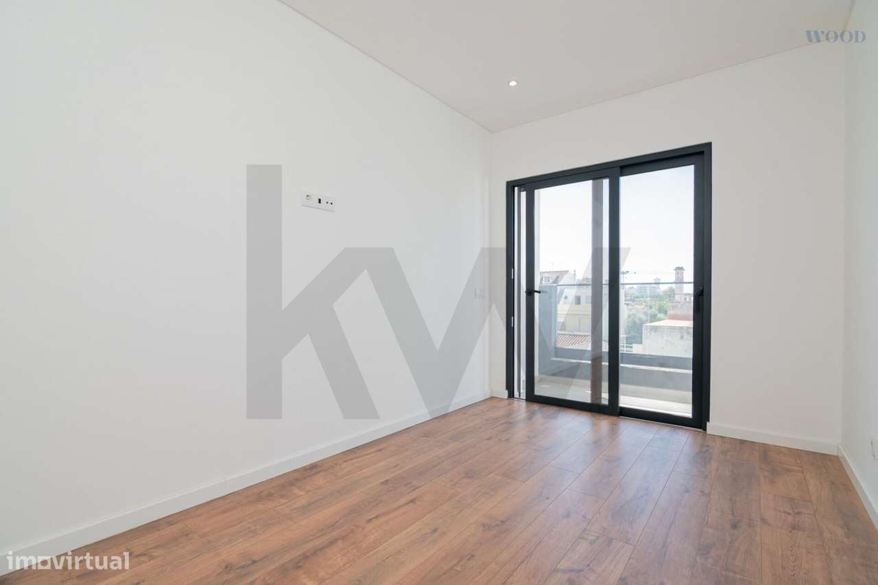 Excelente apartamento novo entre a cidade e o mar-22