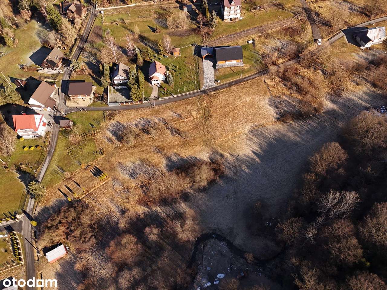 Widokowa działka budowlana w dolinie Beskidu - Stróża, pow. myślenicki-2