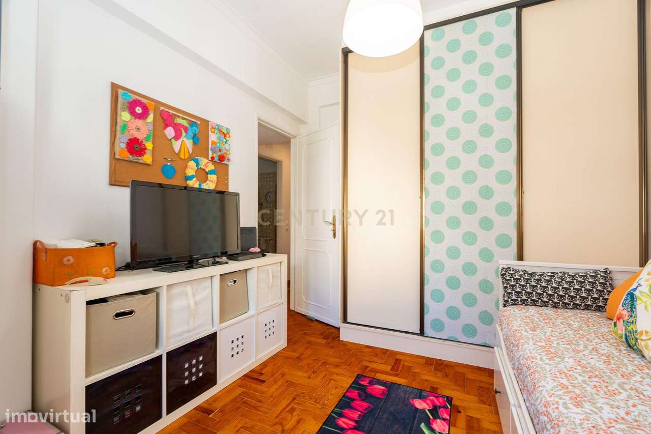 Apartamento T2 em Lisboa com Excelente Localização e Conforto-16