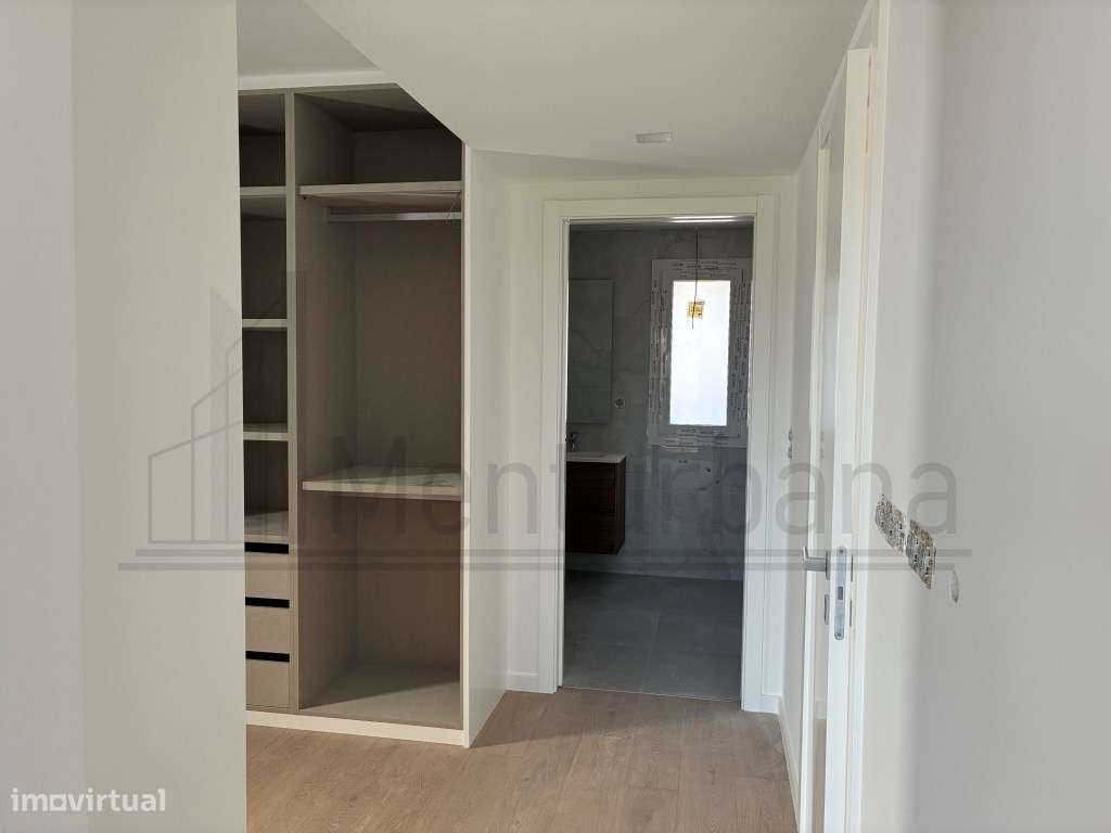 FANTÁSTICA MORADIA COM PISCINA EM MANIQUE - CASCAIS-41