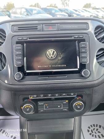 Volkswagen Tiguan 2.0 TDI DPF 4Motion BlueMotion Technology Exclusive - 18