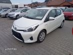 Toyota Yaris 1.5 VVT-i HSD Luna - 1