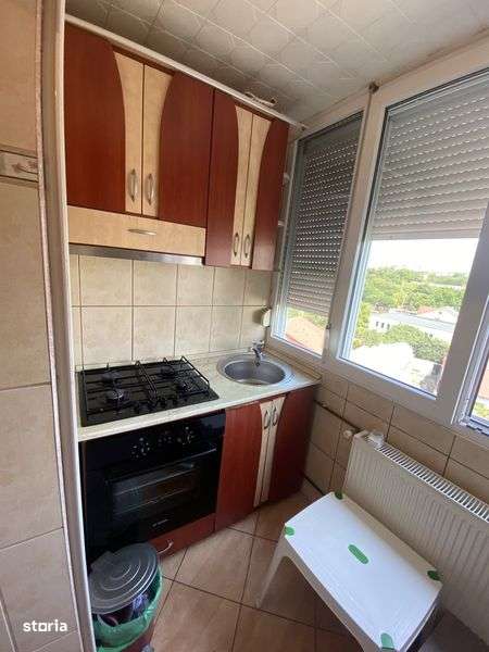Inchiriez apartament cu 2 camere zona Stefan cel Mare - Imagine principală: 4/8
