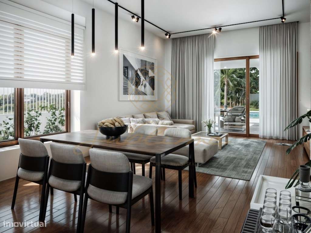 Moradia Térrea, Isolada com Piscina, Vista para o Campo-5