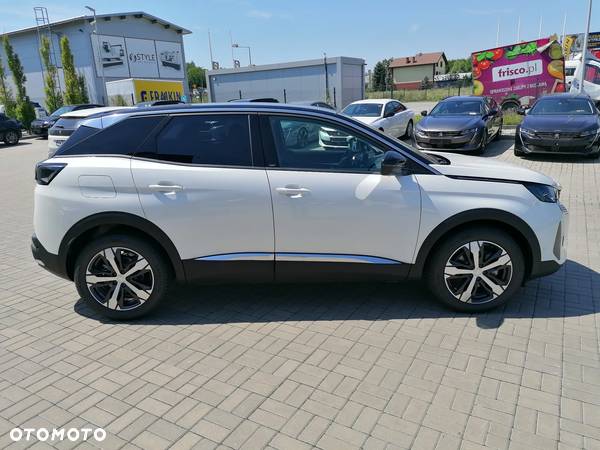 Peugeot 3008 1.2 PureTech Allure Pack S&S EAT8 - 4