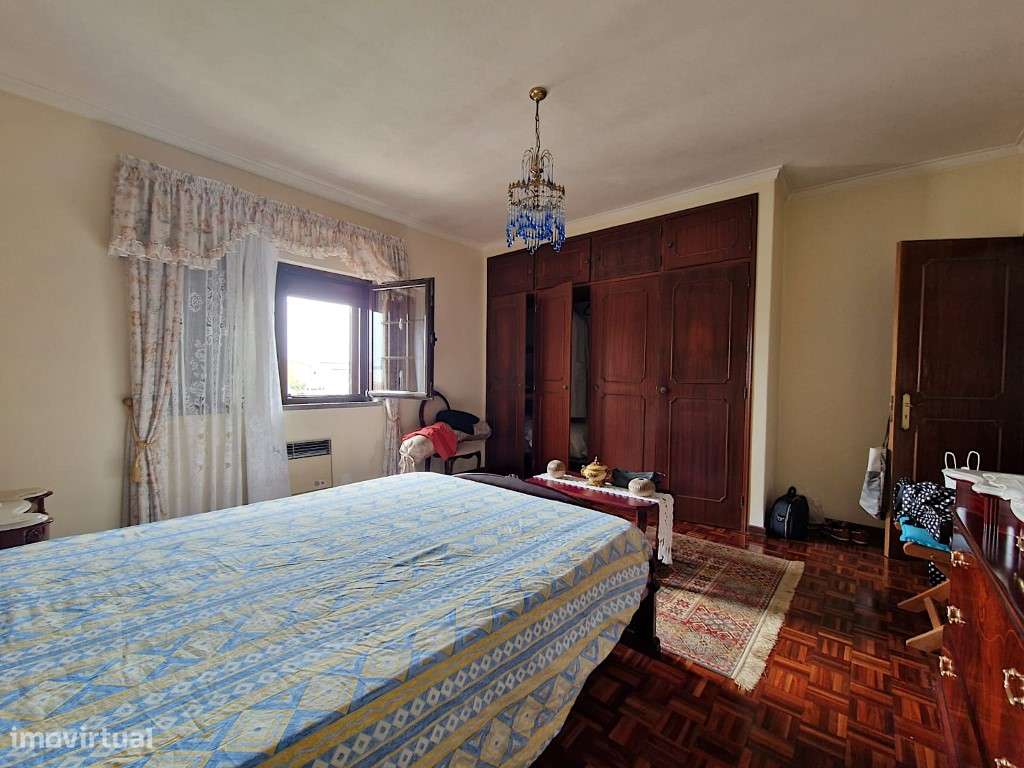 Moradia isolada como nova em Fernão Ferro-28