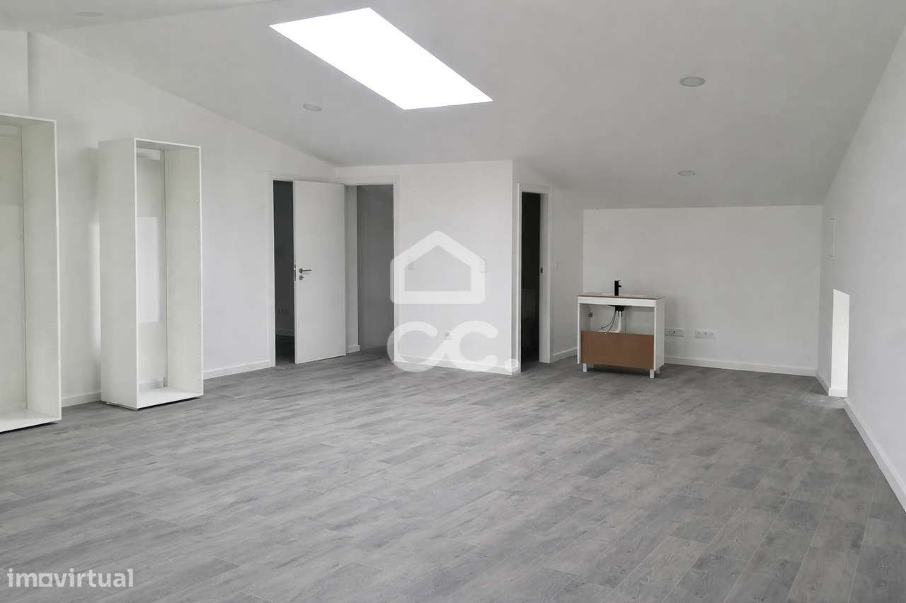 Moradia T3 totalmente remodelada, em Lourinhã – Conforto, modernidade-15