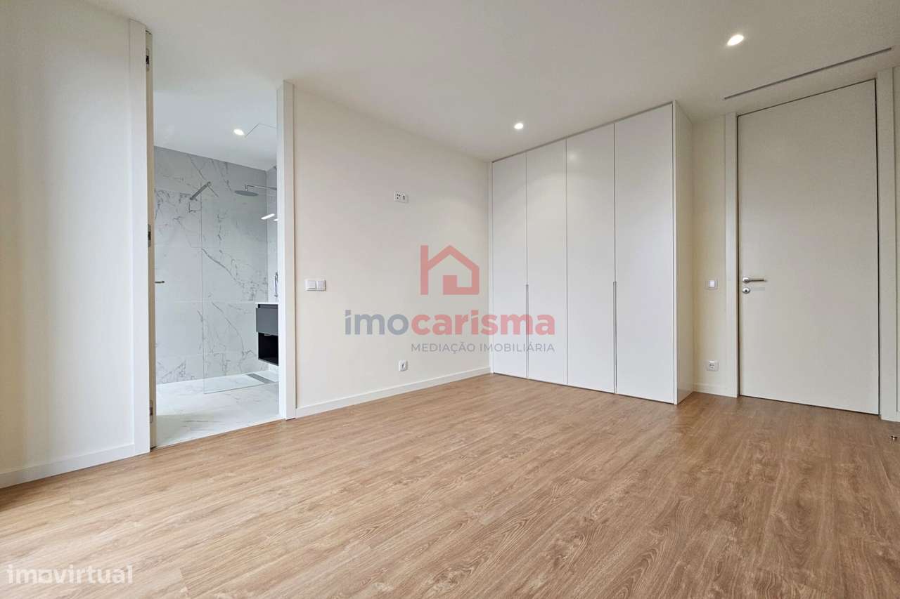 Apartamento T3 Novo, No Último Piso, Centro de Paços de Ferreira-28