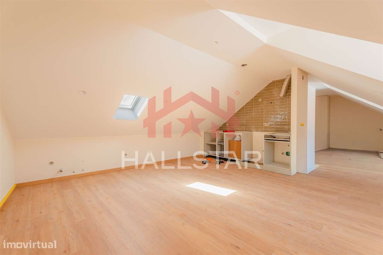 Apartamento T2 Novo / Cozinha Equipada / Vista Castelo de Leiria - Grande imagem: 2/23