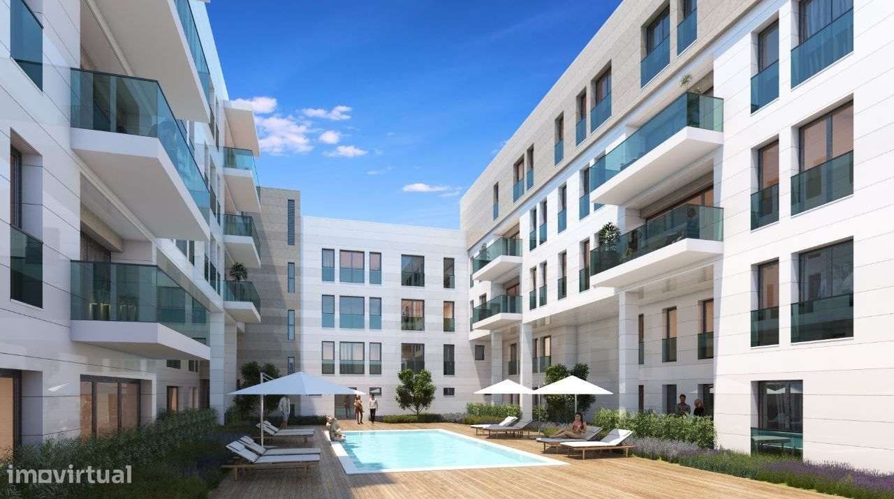 T3 em condomínio com piscina, jardim e ginásio-1