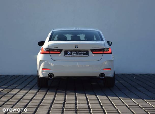 BMW Seria 3 320d xDrive - 7