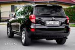 Toyota RAV4 2.2 D-4D Premium - 9