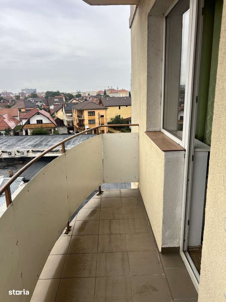 Apartament 3 camere, 2 balcoane  strada Luptei etaj 4 cu lift.-16