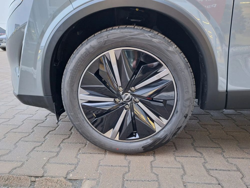 Kamery 360 / Head-Up / Skóra / Panorama / P. Zimowy / El Klapa / Bose