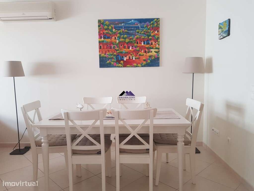 Moradia T3+1 com Estacionamento, Logradouro e Sótão-15