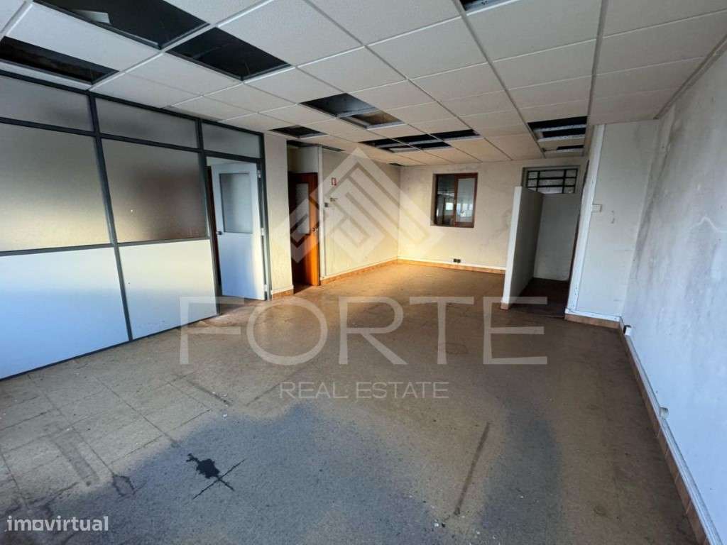 Armazém em São Martinho da Gândara-5