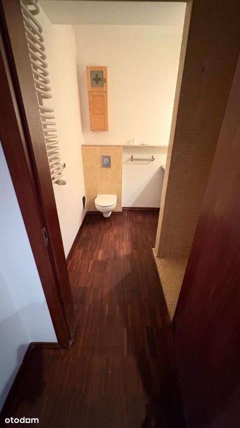 2 pok,garaż komórka 55m2 przy parku, Kryształowa40-9