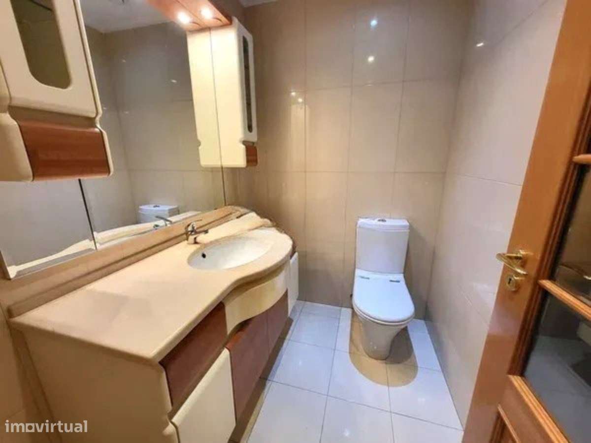 Apartamento T4 Venda em Parque das Nações,Lisboa-54